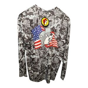 NEW! Buc-ee's Men's Long Sleeve Camo American Flag T-Shirt Small